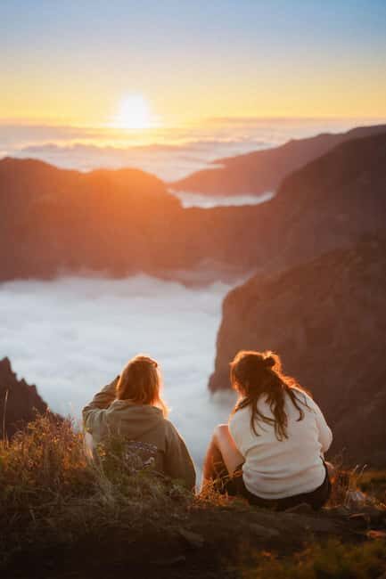 Sunset experience Pico do Arieiro Madeira with a Local Guide - Key Points