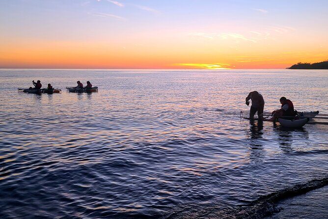Sunset/Glow Clear Kayak Tour in Olowalu - What makes this tour unique?