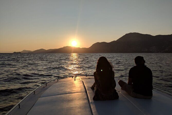 Sunset Group Boat Tour from Positano or Praiano - A Closer Look at the Experience