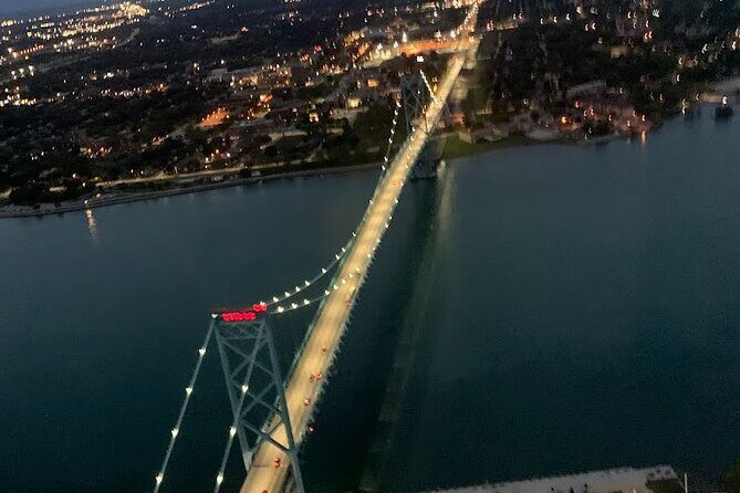 Sunset Helicopter Experience in Downtown Detroit - The Experience in Detail