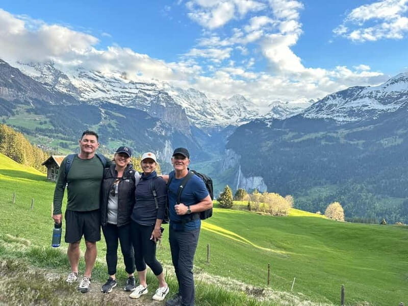 Sunset Hike with Cheese Fondue in Wengen - FAQs