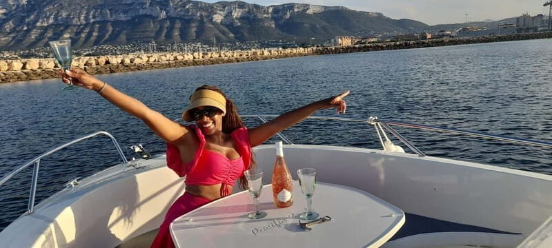 Sunset in Private Boat with wine, ibérico Gourmet 2 hours - Key Points