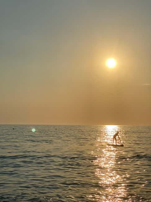 Sunset kayak/Sup tour - Lukova tiny caves and Secret beaches - Key Points