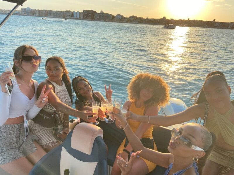 Sunset on a boat with cava included - What You Can Expect from This Sunset Boat Trip