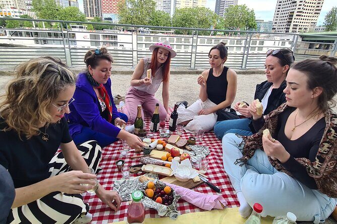 Sunset Picnic with View of Eiffel Tower and Live Music - Who Will Love This Experience?