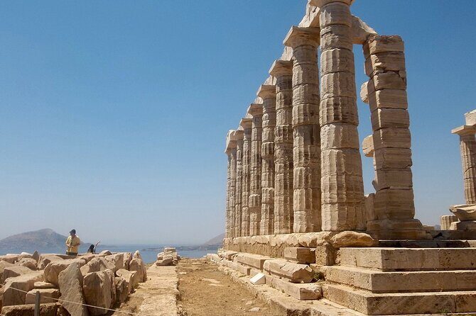 Sunset Private Tour to Poseidon Temple & Vouliagmeni Thermal Lake - Who Should Consider This Tour?