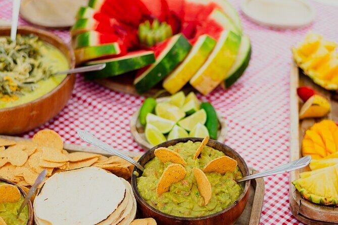 Sunset Sailing Tour in Bacalar with Outdoor Bar and Lunch - What to Expect from This Sunset Sailing Tour