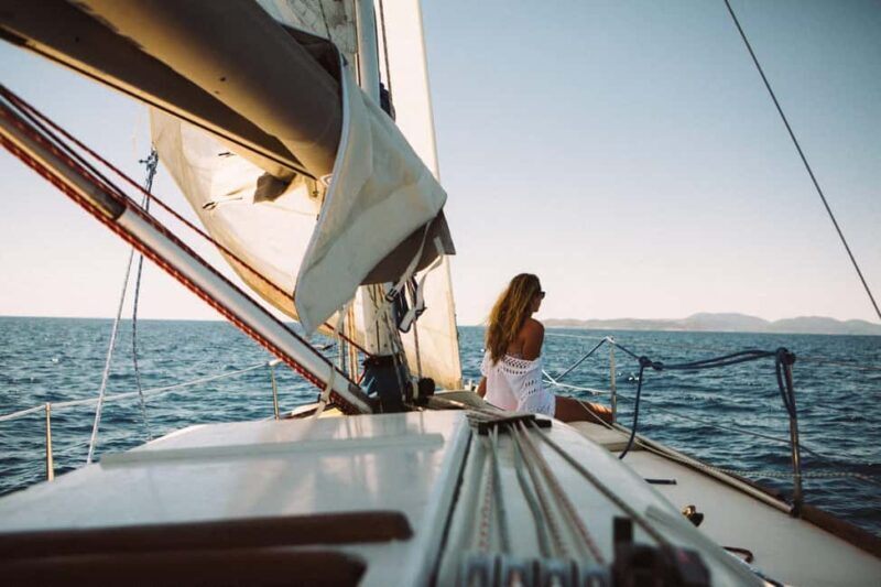 Sunset Sailing Tour on the Pakleni islands - Key Points