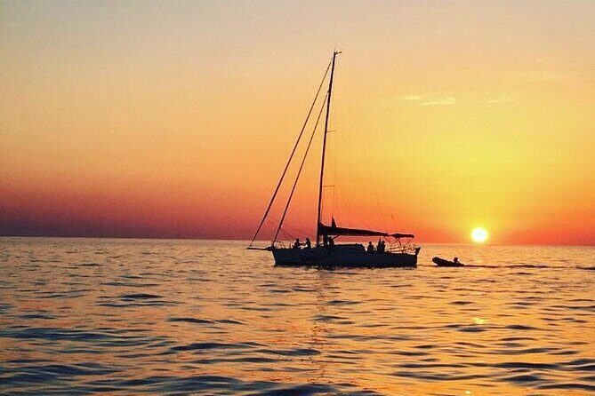 Sunset Sailing Tour on the Pakleni Islands - An Overview of the Sunset Sailing Experience