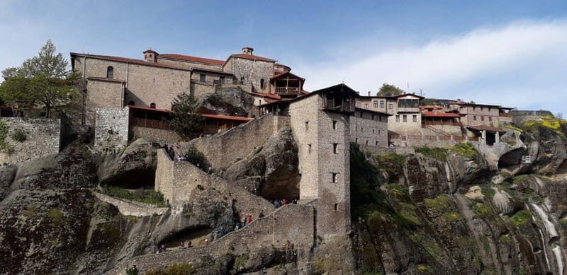 Sunset Tour in Meteoras Stone Forest with Greek Dinner - Who Should Consider This Tour?
