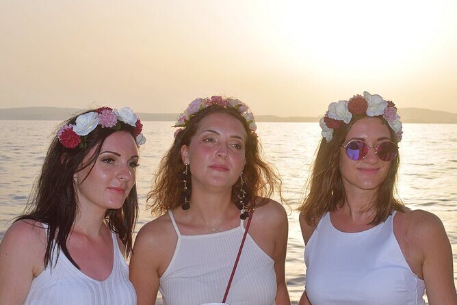 Sunset Tour Mallorca: Sunset boat trip with music & good atmosphere - The Vibe and Atmosphere