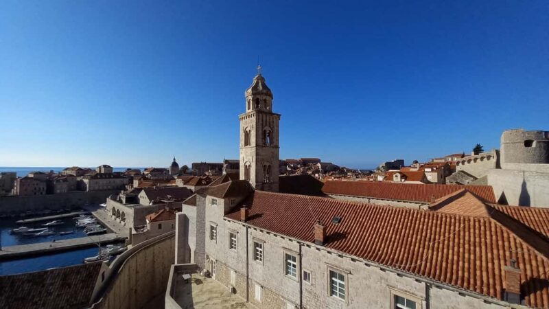 Sunset Wall Walk: 75-Minute Guided Tour & Free Exploration - The Experience in Detail