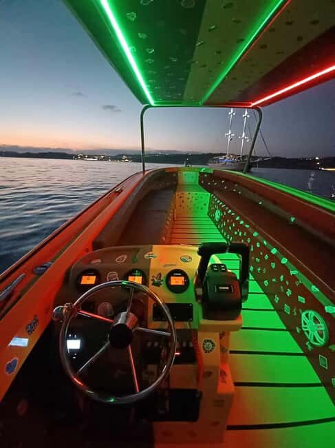 Sunset:Blue Lagoon, Crystal Lagoon,Malta Private Speedboat - FAQ