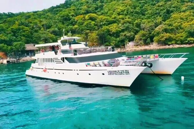 Sunsets and Whales Mega Yachts ALL INCLUSIVE: Puerto Vallarta - Frequently Asked Questions