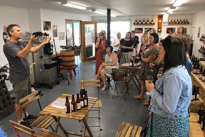 Sunshine Coast & Noosa Private Wine Tour Inc. Lunch & Tastings - An In-Depth Look at the Sunshine Coast & Noosa Private Wine Tour