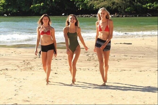 Surf Hanalei: Sandy bottom lessons on Kauai - The Guides and Equipment