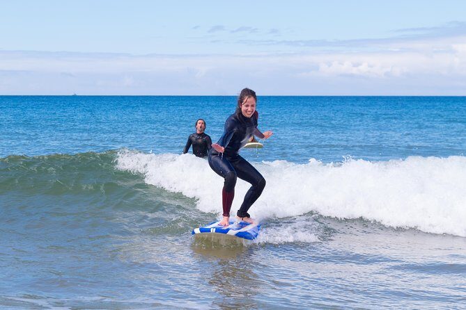 Surf Lesson - A Closer Look at the Surf Lesson Experience