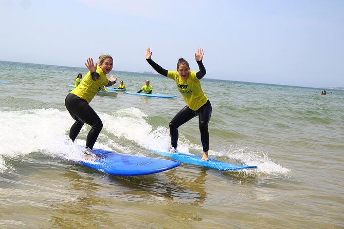 Surf Lesson on Praia de Carcavelos - What to Expect from Your Surf Lesson at Praia de Carcavelos