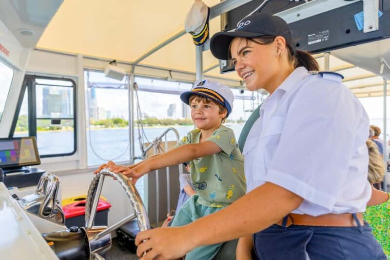 Surfers Paradise: 2-Hour Gold Coast Sightseeing Cruise - Key Points