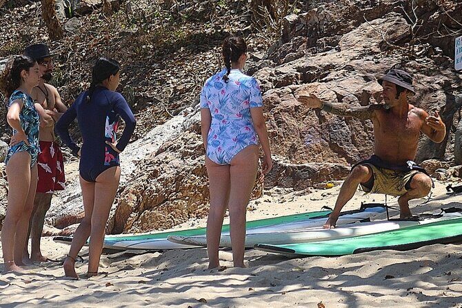 Surfing Lessons La Lancha - The Location: La Lancha Beach