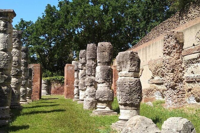 Surroundings of Rome on Vespa - Who Should Consider This Tour?