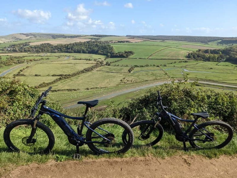Sussex: City Highlights e-Bike hire - Exploring Sussex on an E-Bike