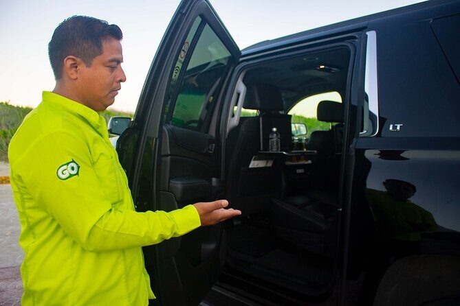 Suv departures from Playa del Carmen to Cancun Airport - The Real Traveler Experience