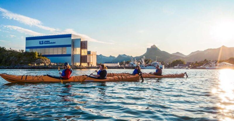 Svolvær: Evening Kayaking Adventure - Who Should Consider This Tour?