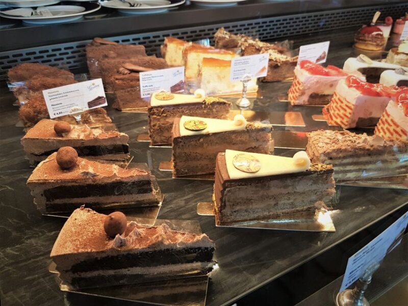 Sweet Vienna Tour: Home of Cakes and Cafe Culture - A Deep Dive into the Sweet Side of Vienna