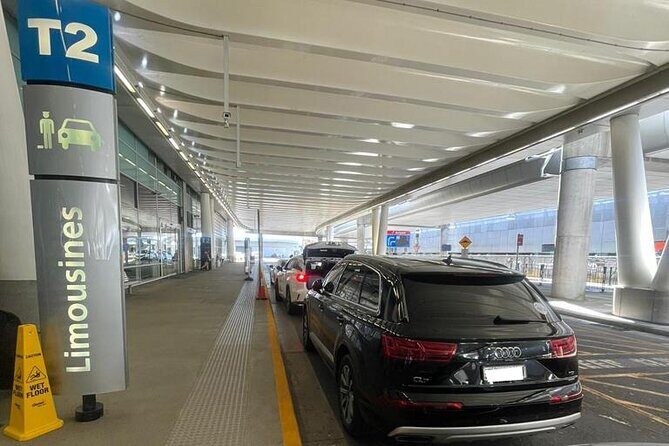 Sydney Airport Private Luxury Transfers - Handling Luggage and Special Needs