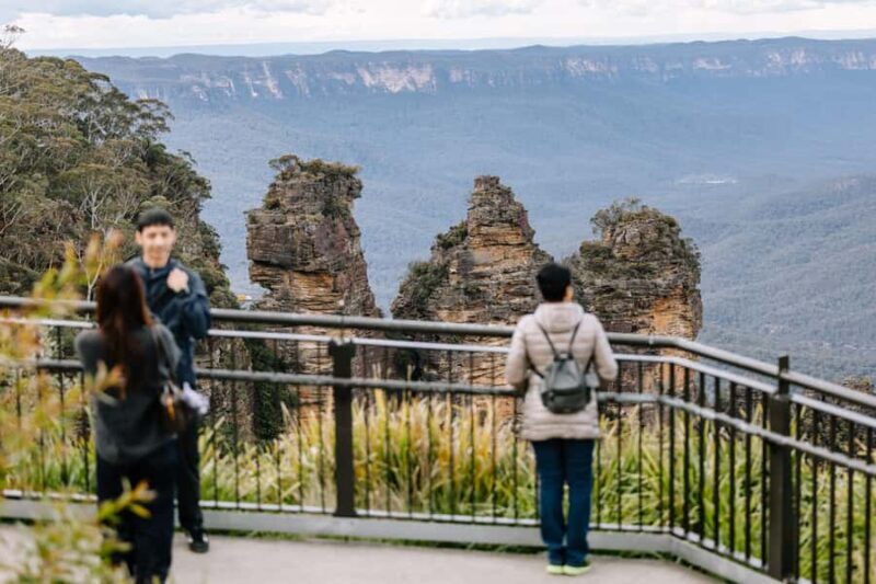 Sydney: Blue Mountains Scenic World, Wildlife Park and Lunch - FAQs