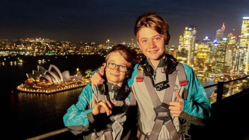 Sydney: BridgeClimb Sydney Harbour Summit Night - What You Can Expect from the Sydney Harbour BridgeClimb at Night