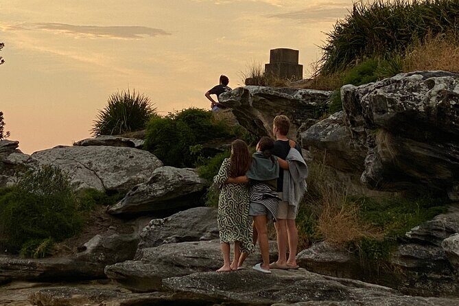 Sydney: Golden Hour City Escape with Sunset, Picnic and Photos - The Practical Details