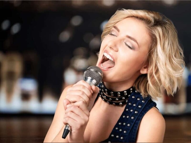 Sydney Harbour: 3-Hour Lunch Cruise with Live Music - The Sights Youll See