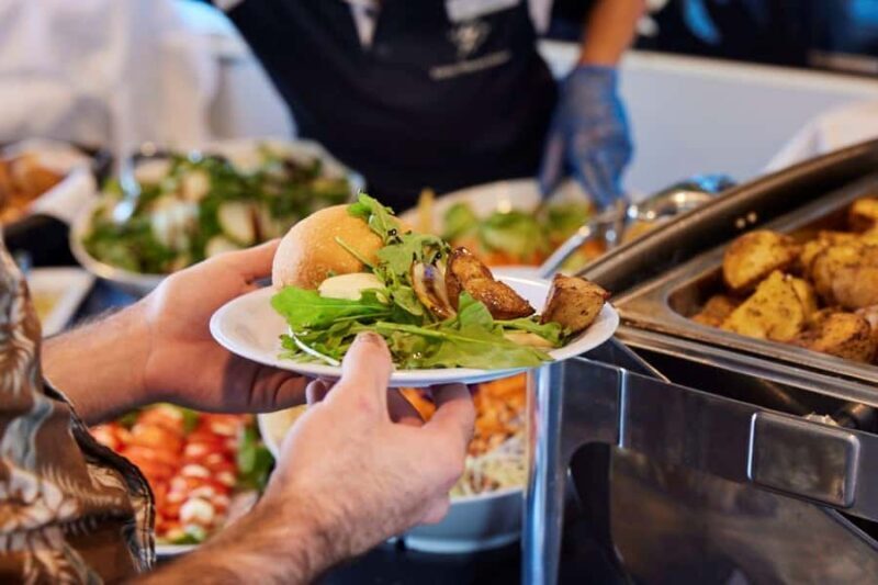 Sydney: Harbour Cruise with Buffet Lunch - The Experience: What to Expect