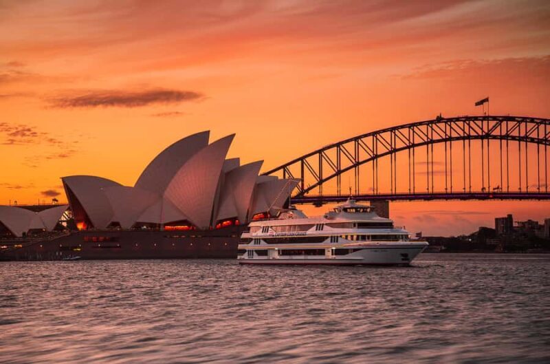 Sydney: Harbour Dinner Cruise with 3, 4 or 6-Course Menu - Sydney: Harbour Dinner Cruise with 3, 4 or 6-Course Menu