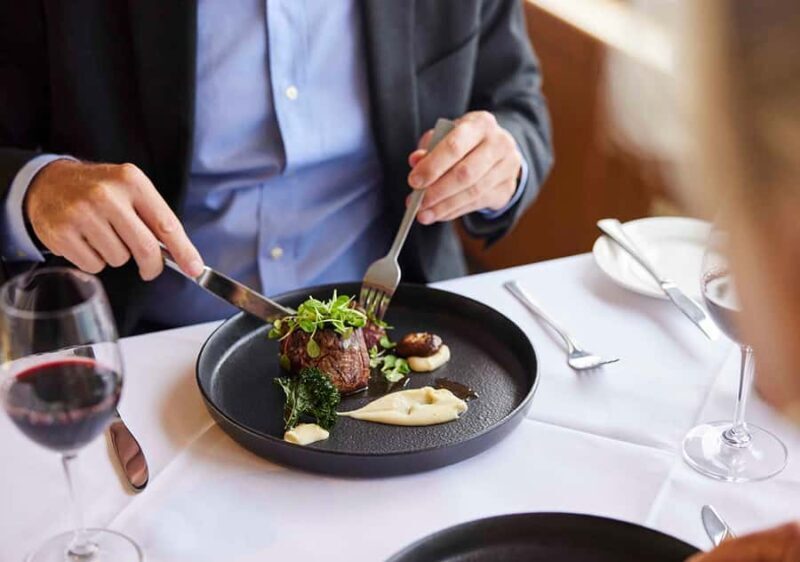 Sydney: Harbour Dinner Cruise with 3, 4 or 6-Course Menu - FAQ