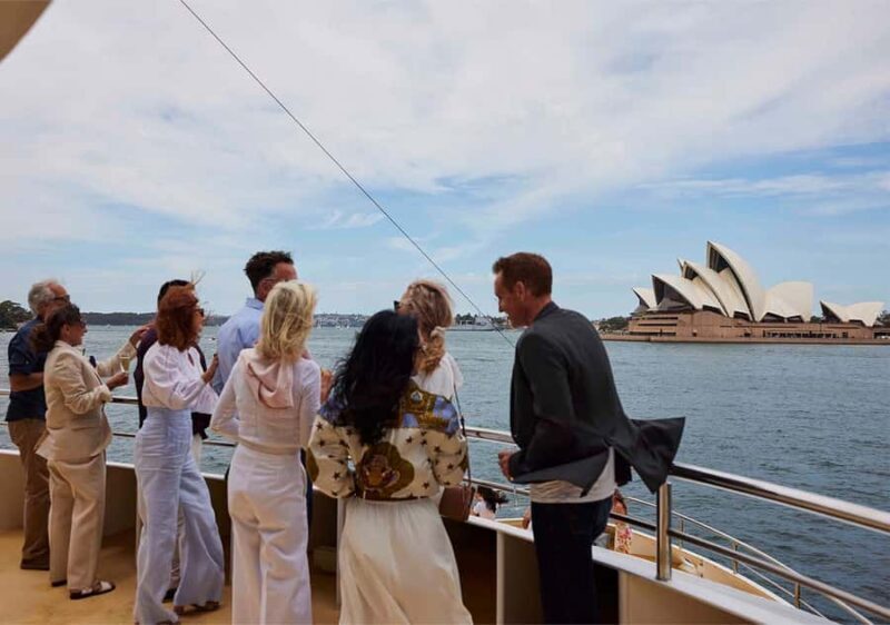 Sydney: Harbour Lunch Cruise with 2 or 3-Course Menu - Key Points