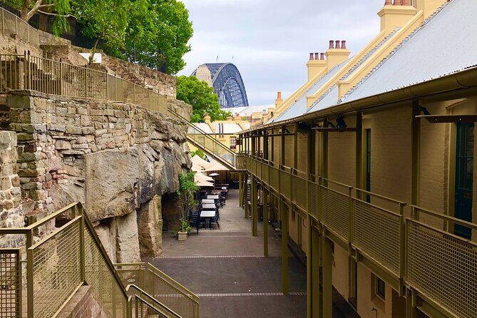 Sydney: PRIVATE City Highlights & Ocean Front Luxe Tour (4h) - In Summary