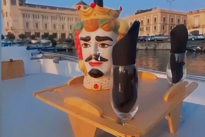 Syracuse: Boat tour with Aperitif 2 hours - Introduction