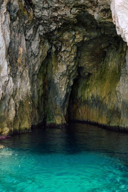 Syracuse: Boat tour with aperitif - The Experience in Detail