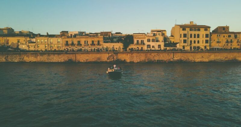 Syracuse: Boat tour with aperitif - Who Is This Tour Best For?