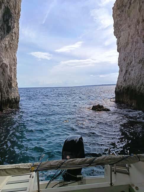 Syracuse: Ortigia and Sea Caves Boat Tour with Swim - What’s Noteworthy About the Tour