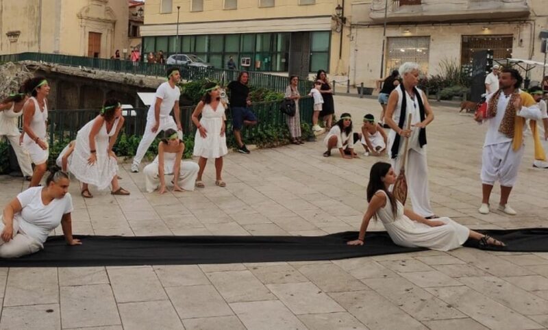 Syracuse: Skene - Immersive Theater - Key Points