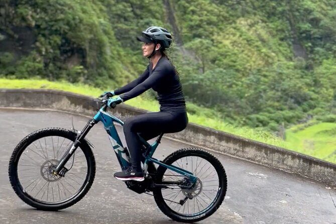 Tahiti excursion adventure circuit MTB MTB E-Bike private valley - What Is the Tour All About?