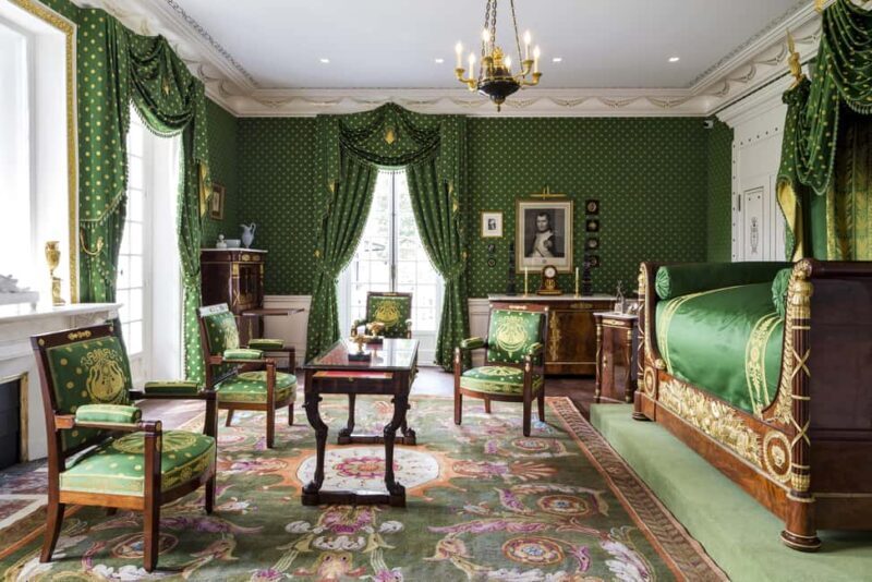 Take a self-guided tour of the Maison Caillebotte with tablets - What We Liked and What to Keep in Mind