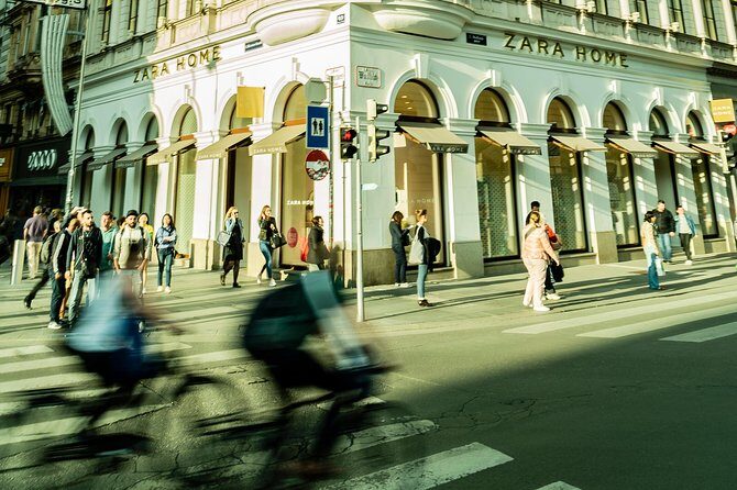 Take Fabulous Photos of Yourself in Vienna - FAQ