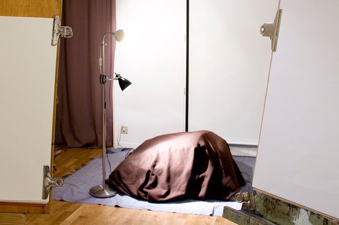 Take off your clothes and let yourself be drawn! - Summary: Is this for you?