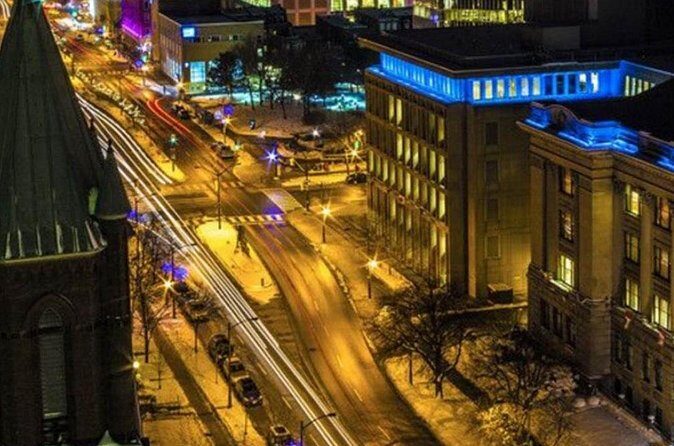 Take On Toronto Bar Crawl - Who Is This Tour Best For?