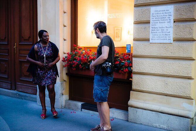 Take VIP Night Photos in Vienna With A Pro Photographer - Key Points